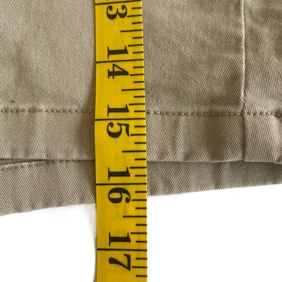 a.n.a. Women's Plus-Size 26 KHAKI 4.5" Mid Rise Flat-front Chino Short - Picture 10 of 13